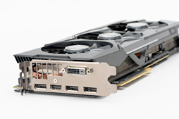 画像ギャラリー No.012のサムネイル画像 / SapphireのRadeon R9 Furyフラグシップ「NITRO R9 Fury」レビュー。超大型の空冷モデルは買いか