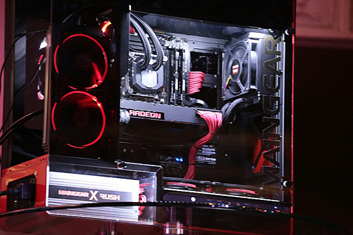 画像ギャラリー No.008のサムネイル画像 / ［GDC 2016］AMD，Fiji世代のデュアルGPUカード「Radeon Pro Duo」を発表。VR開発用として展開