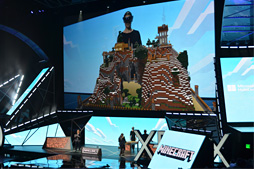 画像ギャラリー No.002のサムネイル画像 / ［E3 2015］西川善司の3DGE：網膜投射型デバイスを採用するHoloLens，試して分かったMR対応型HMDのすごさと課題
