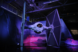 画像ギャラリー No.002のサムネイル画像 / ［gamescom］EAがプレスカンファレンスを開催。「Star Wars バトルフロント」で，激しい空中戦を繰り広げる新モード「ファイター・スコードロン」が初公開