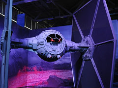 ［gamescom］EAがプレスカンファレンスを開催。「Star Wars バトルフロント」で，激しい空中戦を繰り広げる新モード「ファイター・スコードロン」が初公開