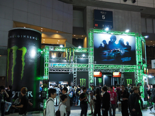画像ギャラリー No.005のサムネイル画像 / ［TGS2015］装いも新たに登場するレースゲーム「ニード・フォー・スピード」で夜間のロサンゼルスを突っ走ってみた