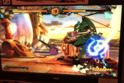 画像ギャラリー No.017のサムネイル画像 / “拡張進化”を謳う「GUILTY GEAR Xrd -REVELATOR-」の真意とは? 生みの親,石渡氏へのインタビューと共にお届けするロケテ初日レポート
