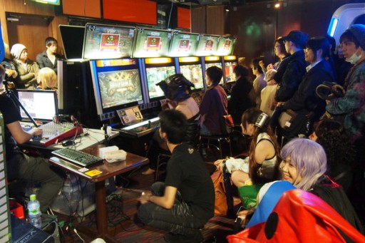 画像ギャラリー No.017のサムネイル画像 / 「GUILTY GEAR Xrd -REVELATOR-」公式大会「ハロウィンパーティ」レポート。レディース,コスプレ,無差別の3部門でハイレベルなバトルが展開
