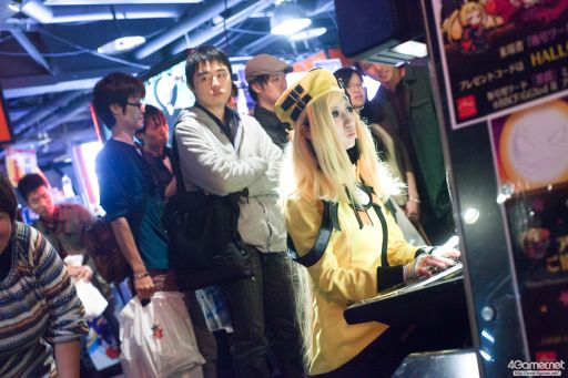 画像ギャラリー No.023のサムネイル画像 / 「GGXrdR」「BBCF」の2部門で「HALLOWEEN PARTY 2016」が開催。ハロウィンに沸く池袋にギルティプレイヤーが集結した2日目フォトレポート