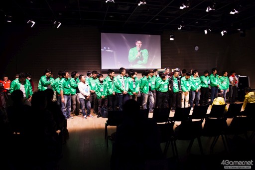 画像ギャラリー No.003のサムネイル画像 / セガの格ゲーイベント「APM D-1 FIGHTING FESTIVAL」フォトレポート。「ブレードアークス」「恋姫」「DOA5U」「GGXrdR」「電撃FCI」の2015年度最後の覇者が決定