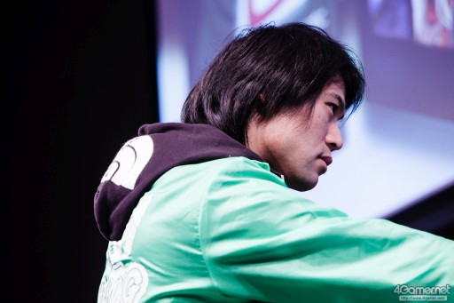 画像ギャラリー No.007のサムネイル画像 / セガの格ゲーイベント「APM D-1 FIGHTING FESTIVAL」フォトレポート。「ブレードアークス」「恋姫」「DOA5U」「GGXrdR」「電撃FCI」の2015年度最後の覇者が決定