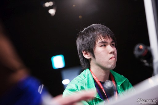 画像ギャラリー No.036のサムネイル画像 / セガの格ゲーイベント「APM D-1 FIGHTING FESTIVAL」フォトレポート。「ブレードアークス」「恋姫」「DOA5U」「GGXrdR」「電撃FCI」の2015年度最後の覇者が決定