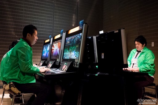 画像ギャラリー No.055のサムネイル画像 / セガの格ゲーイベント「APM D-1 FIGHTING FESTIVAL」フォトレポート。「ブレードアークス」「恋姫」「DOA5U」「GGXrdR」「電撃FCI」の2015年度最後の覇者が決定