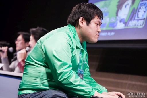 画像ギャラリー No.084のサムネイル画像 / セガの格ゲーイベント「APM D-1 FIGHTING FESTIVAL」フォトレポート。「ブレードアークス」「恋姫」「DOA5U」「GGXrdR」「電撃FCI」の2015年度最後の覇者が決定