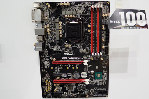 画像ギャラリー No.005のサムネイル画像 / ［COMPUTEX］Intelの次世代CPU「Skylake」対応マザーボードが展示される。発売は夏の終わり頃か