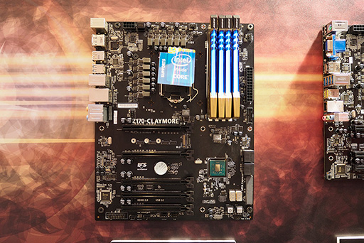 画像ギャラリー No.010のサムネイル画像 / ［COMPUTEX］Intelの次世代CPU「Skylake」対応マザーボードが展示される。発売は夏の終わり頃か