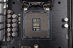 画像ギャラリー No.008のサムネイル画像 / 「Intel Z170」搭載のゲーマー向けマザーボードを各社が発表。高速化されたM.2スロットやUSB 3.1 Type-A&Cポート搭載が標準に