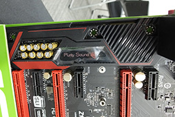 画像ギャラリー No.018のサムネイル画像 / 「Intel Z170」搭載のゲーマー向けマザーボードを各社が発表。高速化されたM.2スロットやUSB 3.1 Type-A&Cポート搭載が標準に
