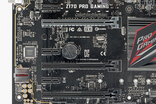 画像ギャラリー No.016のサムネイル画像 / 「Z170 PRO GAMING」を細かくチェック。2万円台半ばで買えるASUSのゲーマー向けマザーは新たな定番になるかも