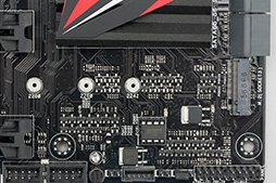 画像ギャラリー No.023のサムネイル画像 / 「Z170 PRO GAMING」を細かくチェック。2万円台半ばで買えるASUSのゲーマー向けマザーは新たな定番になるかも
