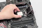 画像ギャラリー No.038のサムネイル画像 / 「Z170 PRO GAMING」を細かくチェック。2万円台半ばで買えるASUSのゲーマー向けマザーは新たな定番になるかも