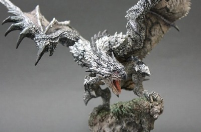 画像ギャラリー No.001のサムネイル画像 / 「モンスターハンターミュージアム in 大阪文化館・天保山」が7月16日に開幕
