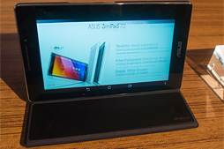 画像ギャラリー No.020のサムネイル画像 / ［COMPUTEX］Zenシリーズの多機能タブレットと自撮り特化型スマートフォン，iMac風オールインワンPCを総ざらい。ASUSイベントレポート