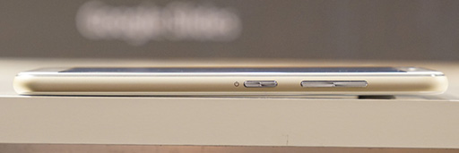 画像ギャラリー No.011のサムネイル画像 / ASUSの新型スマホ「ZenFone 3」と「ZenFone 3 Deluxe」の下位モデルをテスト。最新のミドルクラス端末はゲームもよく動く