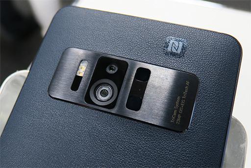 画像ギャラリー No.005のサムネイル画像 / ASUS，GoogleのVR技術とAR技術に両対応のスマートフォン「ZenFone AR」を2017年夏発売