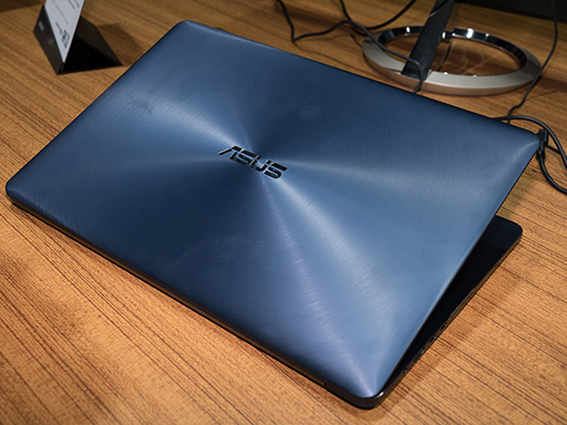 画像ギャラリー No.007のサムネイル画像 / ［COMPUTEX］ASUSの新型ZenBookは，GTX 1050 Ti搭載モデルや外付けグラフィックスボックス対応薄型ノートPCに注目だ