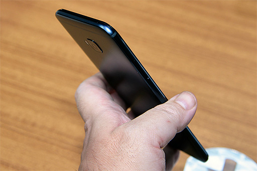 画像ギャラリー No.021のサムネイル画像 / ASUSの新型スマートフォン「ZenFone 4」シリーズ5製品をハンズオン会場でチェックしてきた