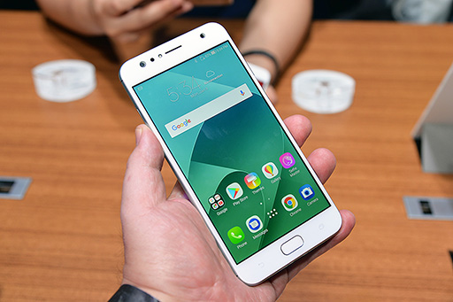 画像ギャラリー No.026のサムネイル画像 / ASUSの新型スマートフォン「ZenFone 4」シリーズ5製品をハンズオン会場でチェックしてきた