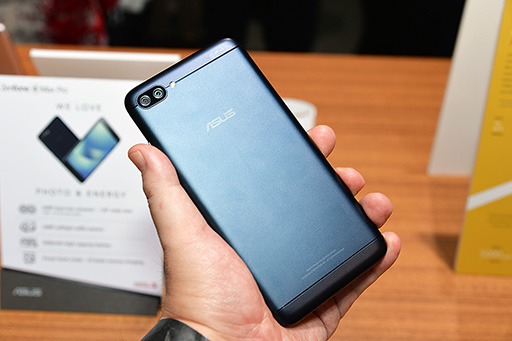 画像ギャラリー No.034のサムネイル画像 / ASUSの新型スマートフォン「ZenFone 4」シリーズ5製品をハンズオン会場でチェックしてきた