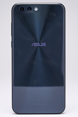 画像ギャラリー No.016のサムネイル画像 / ASUSの新世代スマホ「ZenFone 4」レビュー。「Snapdragon 660」搭載でオールラウンドにゲームを楽しめる1台だ
