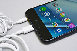 画像ギャラリー No.024のサムネイル画像 / ASUSの新世代スマホ「ZenFone 4」レビュー。「Snapdragon 660」搭載でオールラウンドにゲームを楽しめる1台だ