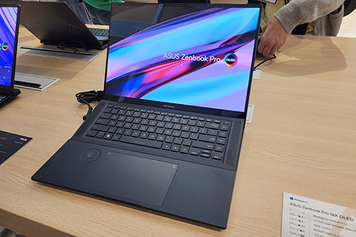 画像ギャラリー No.019のサムネイル画像 / ASUSが有機ELディスプレイ搭載ノートで大攻勢。重さ1kgの薄型軽量マシンから，ゲームにも使えるハイエンドPCまで多数を発表