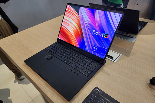 画像ギャラリー No.022のサムネイル画像 / ASUSが有機ELディスプレイ搭載ノートで大攻勢。重さ1kgの薄型軽量マシンから，ゲームにも使えるハイエンドPCまで多数を発表