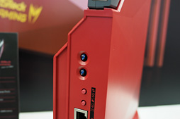 画像ギャラリー No.015のサムネイル画像 / ［COMPUTEX］「ASRock GAMING」ブランドを立ち上げたASRockが「ゲーマー向け無線LANルーター」を披露