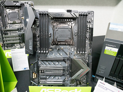 画像ギャラリー No.003のサムネイル画像 / ［COMPUTEX］ASRockブースでX299搭載のゲーマー向けマザーボードを見てきた。「Micro-STX」仕様の超小型マザーボードにも注目