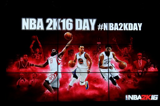 画像ギャラリー No.001のサムネイル画像 / 「NBA 2K16」のリアルイベント「NBA 2K16 DAY」が開催。一般来場者を交えたゲーム大会も行われた会場の模様をレポート
