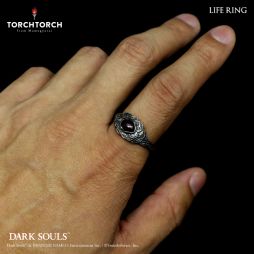 画像ギャラリー No.002のサムネイル画像 / 「DARK SOULS」リングコレクションの最新作「生命の指輪」が2018年3月に発売決定
