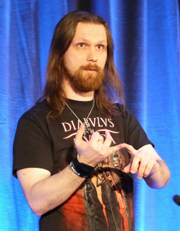 画像ギャラリー No.001のサムネイル画像 / ［GDC 2017］広大なオープンワールドで描かれる「Horizon Zero Dawn」で使用された，意外と古風なストーリー構築法