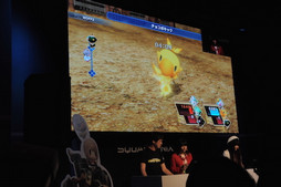 画像ギャラリー No.017のサムネイル画像 / ［TGS 2016］「WORLD OF FINAL FANTASY」のステージイベントをレポート。竹達彩奈さんと喜多村英梨さんが収録秘話を披露し，ゲームで激突!?