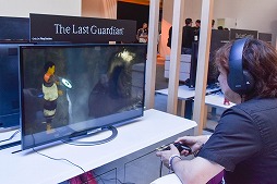 画像ギャラリー No.008のサムネイル画像 / ［E3 2016］「人喰いの大鷲トリコ」をさっそくプレイ。これぞ血統書付きの上田ワールドだ！