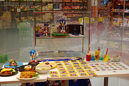 画像ギャラリー No.022のサムネイル画像 / 本日オープンした「ソニック25周年カフェ」の試食会をレポート。生誕25周年を迎える「ソニック」シリーズがスイーツパラダイスとコラボ
