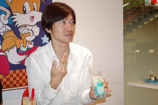 画像ギャラリー No.027のサムネイル画像 / 本日オープンした「ソニック25周年カフェ」の試食会をレポート。生誕25周年を迎える「ソニック」シリーズがスイーツパラダイスとコラボ