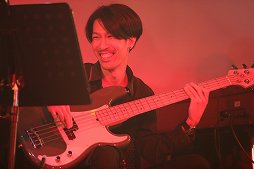 画像ギャラリー No.010のサムネイル画像 / 「LIVE A LIVE A LIVE 2019 新宿編 〜25th Anniversary〜」をレポート。発売から四半世紀を経てなお人気のタイトルにふさわしい,熱い展開に