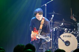 画像ギャラリー No.015のサムネイル画像 / 「LIVE A LIVE A LIVE 2019 新宿編 〜25th Anniversary〜」をレポート。発売から四半世紀を経てなお人気のタイトルにふさわしい,熱い展開に