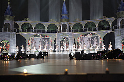 画像ギャラリー No.080のサムネイル画像 / シンデレラガールズのライブイベント，「THE IDOLM@STER CINDERELLA GIRLS 4thLIVE TriCastle Story」，神戸公演の模様をレポート。連日のサプライズゲストに会場は興奮のるつぼ