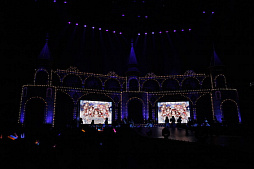 画像ギャラリー No.115のサムネイル画像 / シンデレラガールズのライブイベント，「THE IDOLM@STER CINDERELLA GIRLS 4thLIVE TriCastle Story」，神戸公演の模様をレポート。連日のサプライズゲストに会場は興奮のるつぼ