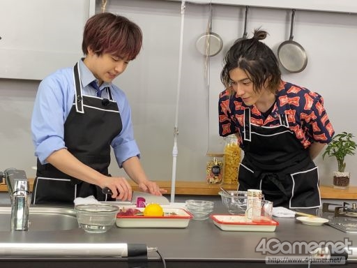 画像ギャラリー No.003のサムネイル画像 / 「あんスタ!!」CAFE CINNAMON ニキズキッチン第3回収録現場の潜入レポート。山口智広さん&神永圭佑さんが冷や麦作りにちゃれんじ!