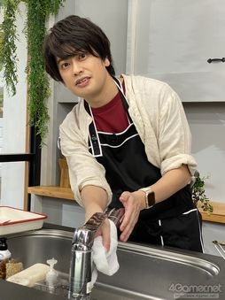 画像ギャラリー No.008のサムネイル画像 / 「あんスタ！！」CAFE CINNAMON ニキズキッチン第4回収録現場の潜入レポート。山口智広さん＆大須賀純さんがトムヤムクンをつくる！