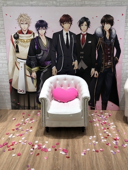 画像ギャラリー No.007のサムネイル画像 / フリュー恋愛ゲームシリーズ×秋葉原BAY HOTELコラボが本日より開催。彼と添い寝できる(?)コラボルームやフォトスポットなどを紹介