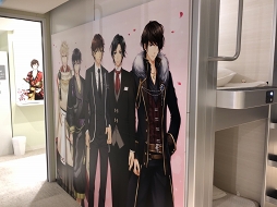 画像ギャラリー No.012のサムネイル画像 / フリュー恋愛ゲームシリーズ×秋葉原BAY HOTELコラボが本日より開催。彼と添い寝できる(?)コラボルームやフォトスポットなどを紹介